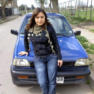 Profile Picture of Alejandra Quinteros (@claudiodariola) on Twitter