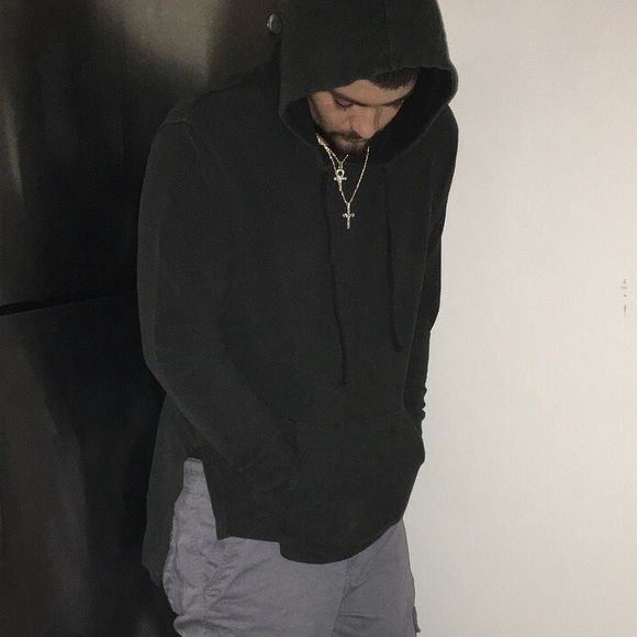 Profile Picture of Geideon Fideler (@geideon117) on Poshmark