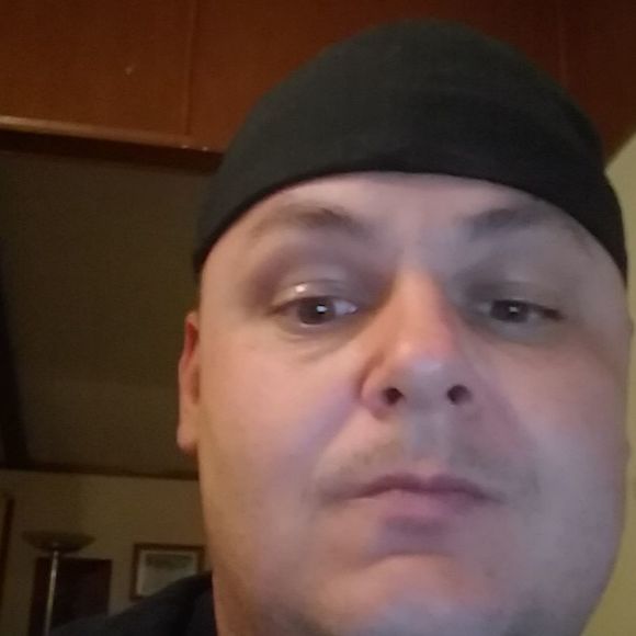 Profile Picture of Steve Andrew (@steveandrew) on Poshmark