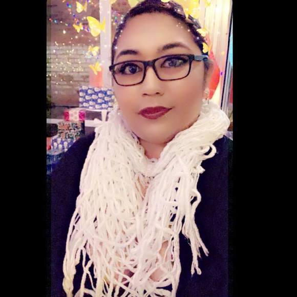 Profile Picture of Jasmine Ocelotl (@jcalvarin) on Poshmark