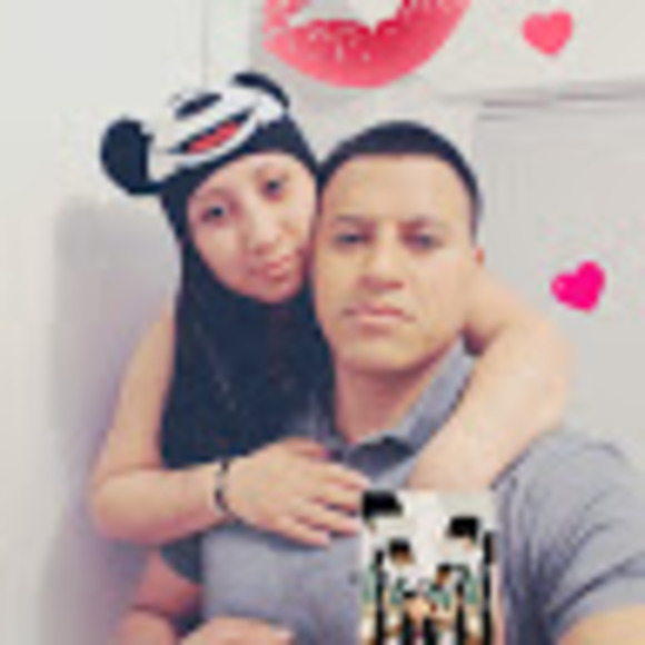 Profile Picture of Adaly Miranda (@adalym2) on Poshmark