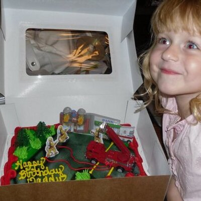 Profile Picture of Denise Martin (@CindyDMartin) on Twitter