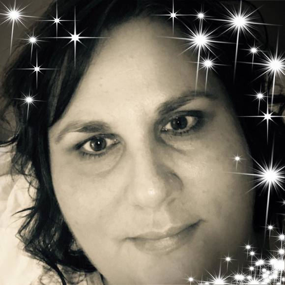 Profile Picture of Stacy Blanton (@stacyblanton249) on Poshmark