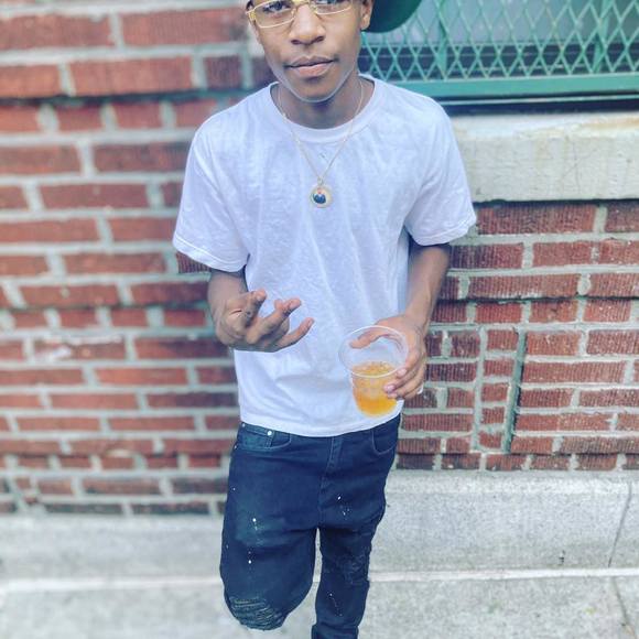 Profile Picture of Michael Stevens (@michaelsteve701) on Poshmark