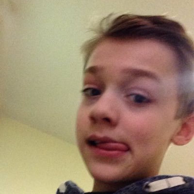 Profile Picture of Max Buckreus (@killer4576) on Twitter