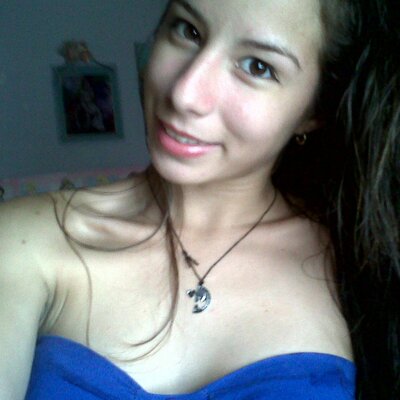 Profile Picture of Ivonne Alvarez (@IgOonNe) on Twitter