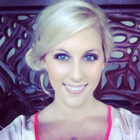 Profile Picture of Katelyn Komarek (@komarek) on Poshmark