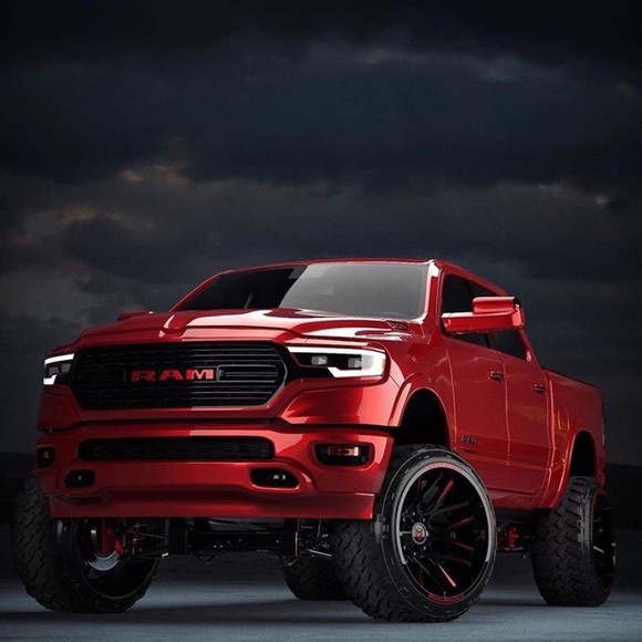 Profile Picture of Aaron Roberts (@aaronramona1) on Poshmark