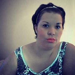 Profile Picture of Jennelee Arnolds (@jenna_arnolds) on Twitter