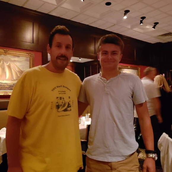 Profile Picture of Anthony Pallazola (@antpal31) on Poshmark