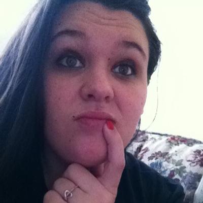 Profile Picture of Kari Lynn Abbott (@karisuttob1995) on Twitter