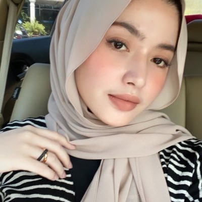 Profile Picture of Darlin (@AtynMoktar) on Twitter