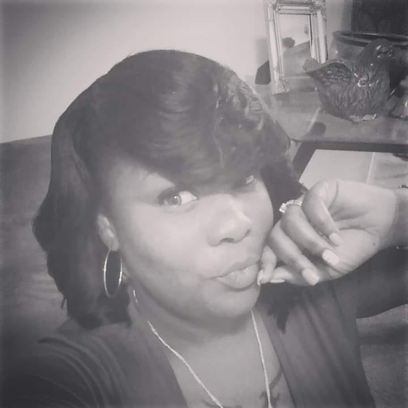 Profile Picture of Clarece Tarver (@clareceltarver) on Poshmark
