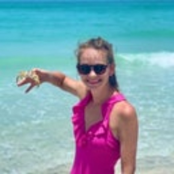 Profile Picture of Ron Housman (@ronhousman) on Poshmark