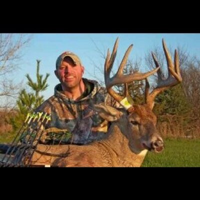 Profile Picture of Jason Ziegler (@jzwhitetailprop) on Twitter