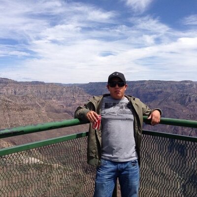 Profile Picture of Jonathan Arcos (@jchakas) on Twitter