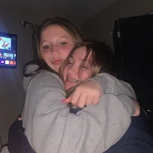 Profile Picture of Emma <3 (@emma_lenhart) on Tiktok