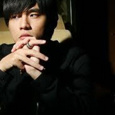 Profile Picture of James Khoo (@JamesKhoo1) on Twitter
