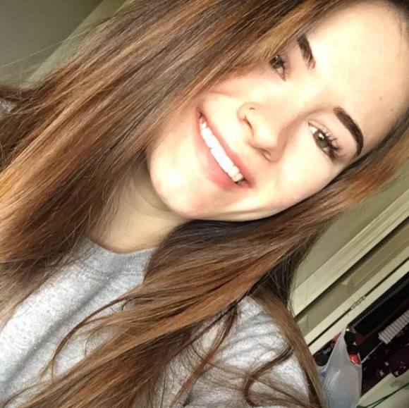 Profile Picture of Addie Walker (@addie4ever) on Poshmark