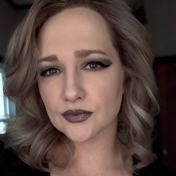 Profile Picture of Raven Flippen-davidson (@ravendavidson) on Poshmark