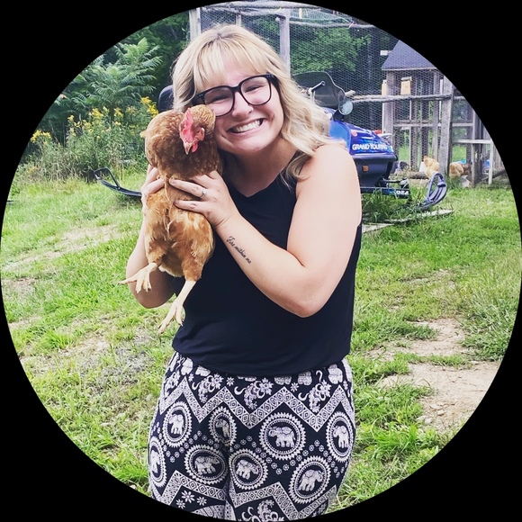 Profile Picture of Laci Thompson (@lacithompson) on Poshmark