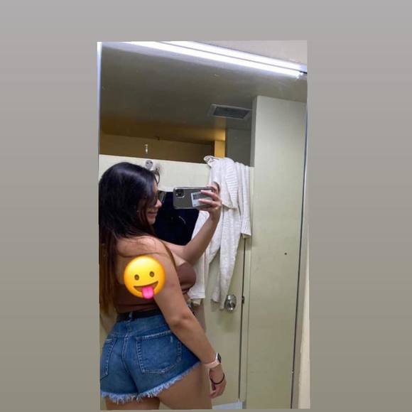 Profile Picture of Ashley Fuster (@ashleyfuster45) on Poshmark