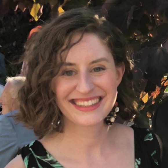 Profile Picture of Katherine Fritschie (@katiek1018) on Poshmark