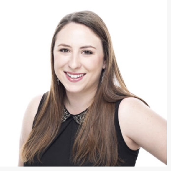 Victoria Racanelli - Poshmark Profile Picture of Victoria Racanelli (@vracanelli) on Poshmark