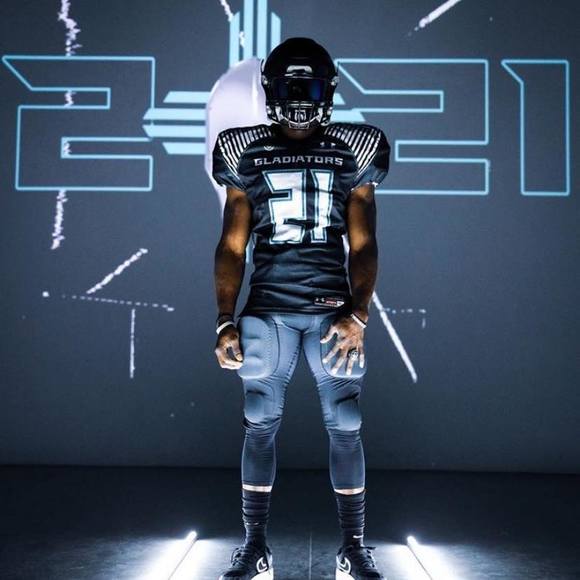 Profile Picture of Dontrell Johnson (@dontrellj) on Poshmark