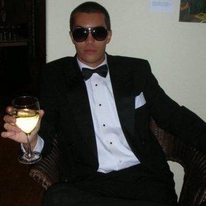 Profile Picture of Nicholas Leonor (@robust1986) on Myspace