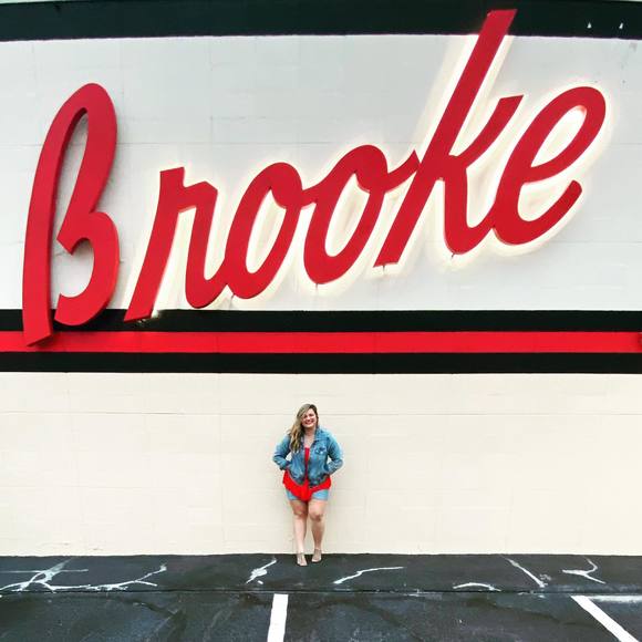 Profile Picture of Brooke Marienfeld (@bmarienfeld) on Poshmark