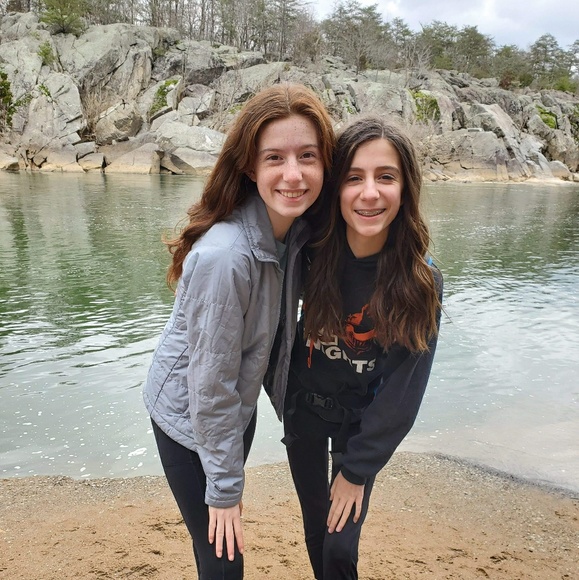 Profile Picture of Breanne Vandre (@brevandre06) on Poshmark