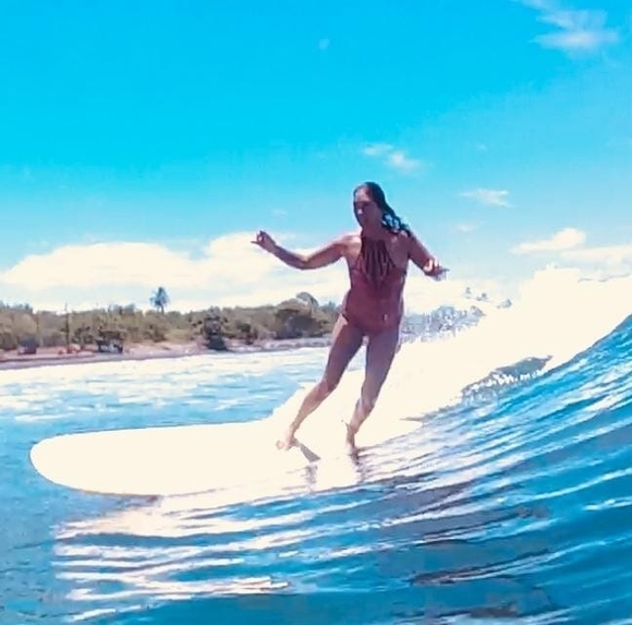 Profile Picture of Robin Imonti (@robinimonti) on Poshmark