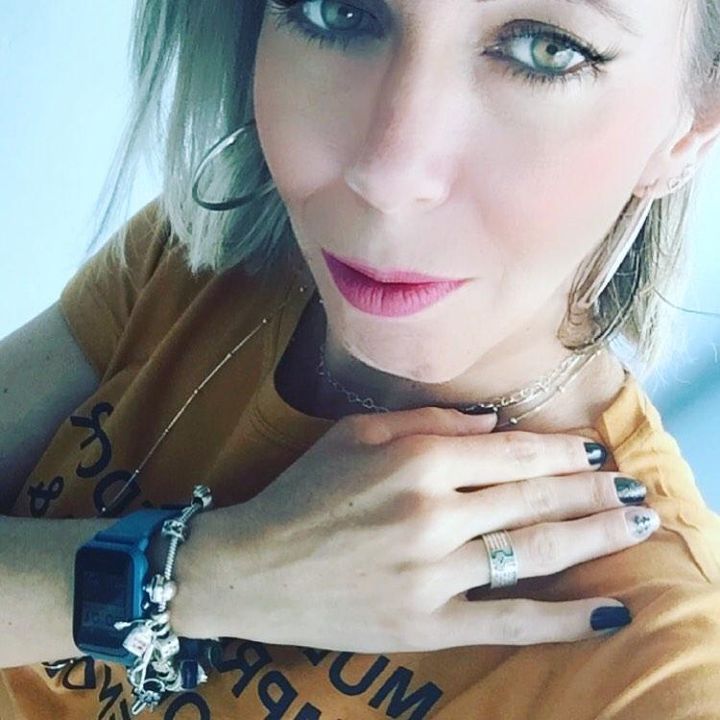 Profile Picture of Alice Aragao (@alice_z.aragao_234) on Tiktok