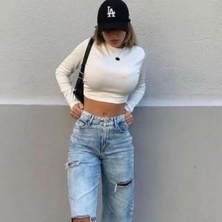 Profile Picture of joanna_hacker (@joanna_hacker) on Instagram