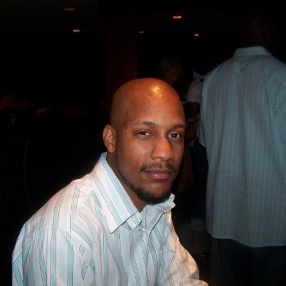 Profile Picture of Tyrone Gomillion (@money0416) on Poshmark