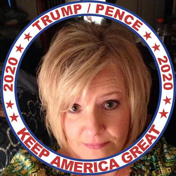Profile Picture of Lisa Gantt (@gantt3) on Poshmark