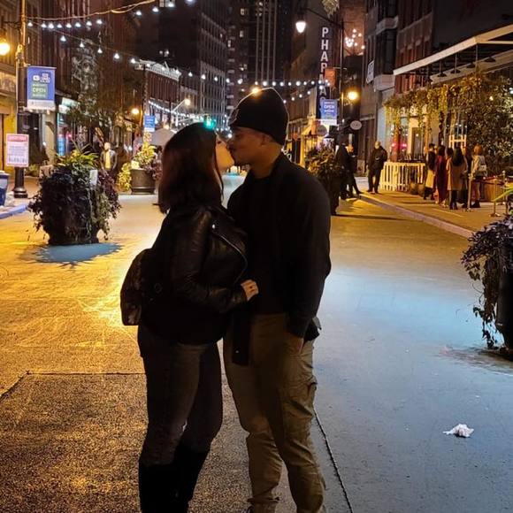 Profile Picture of Amber Dinges (@sunsetflower77) on Poshmark