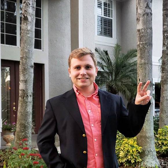 Profile Picture of Matthew Brink (@topgearmatt) on Poshmark
