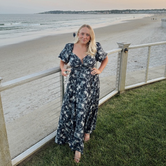 Profile Picture of Mairead Scribner (@maireadscribner) on Poshmark