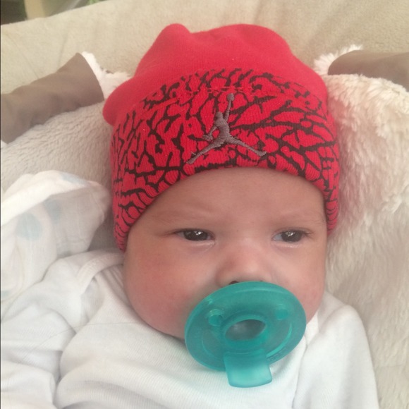 Profile Picture of Andrew Caballero (@acabbs70) on Poshmark