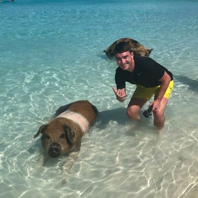 Profile Picture of Sully (@Gordon6Sullivan) on Twitter