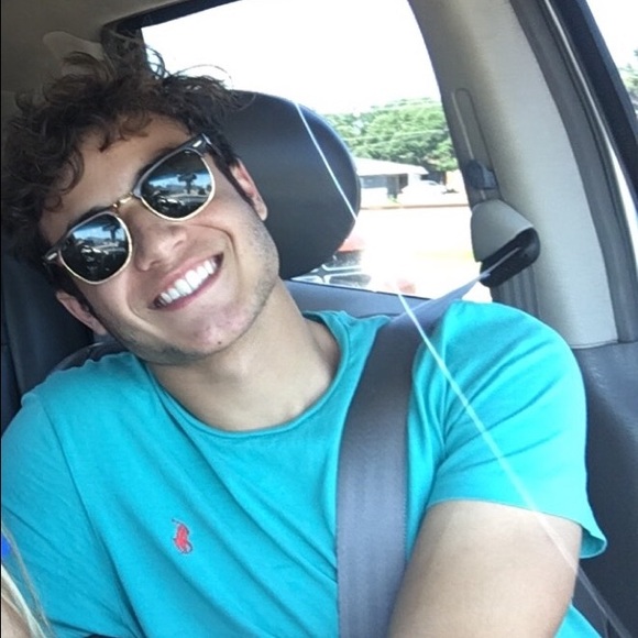 Profile Picture of Joanell Amarante (@dingalingking) on Poshmark