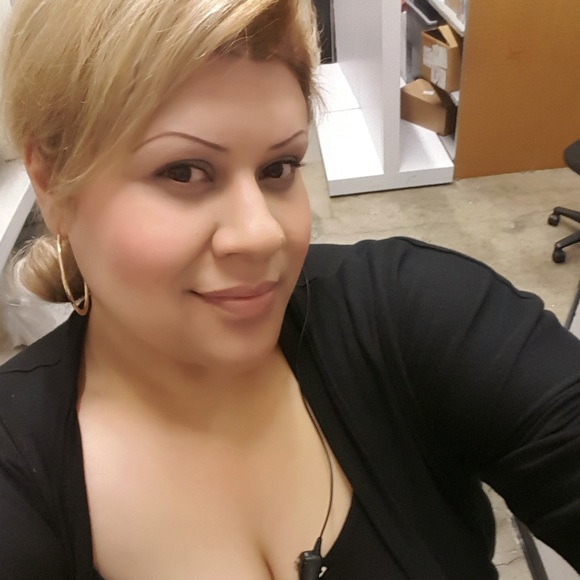 Profile Picture of Yolanda Ruvalcaba (@yruvalcaba86) on Poshmark