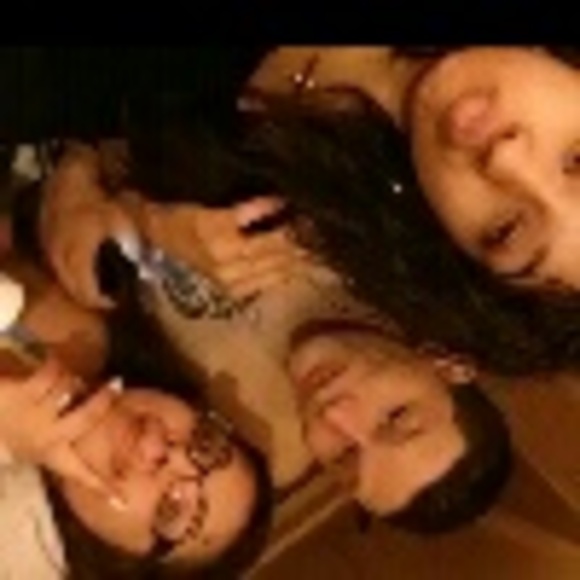 Profile Picture of Kim Perez (@kim95marie) on Poshmark