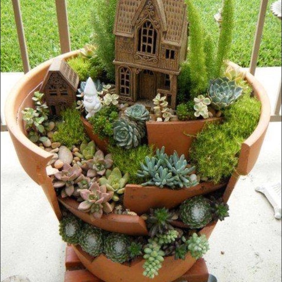 Profile Picture of Renna Pedigo (@rennpedi) on Poshmark