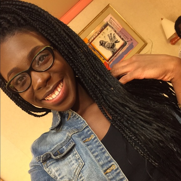 Profile Picture of Briana Hector (@briananicolee95) on Poshmark