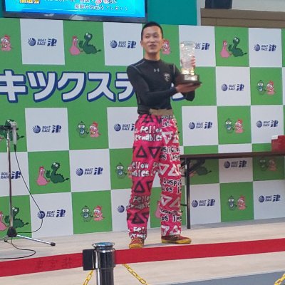 なかぴ - Twitter Profile Picture of なかぴ (@HmaALdoY7ROaeRl) on Twitter