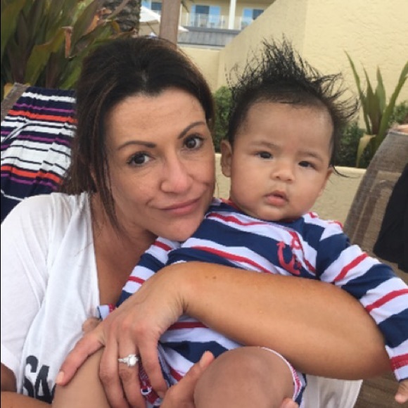 Crystal Serrette - Poshmark Profile Picture of Crystal Serrette (@cts005) on Poshmark