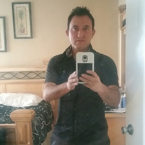 Profile Picture of David Lopez (@pxndx33) on Poshmark